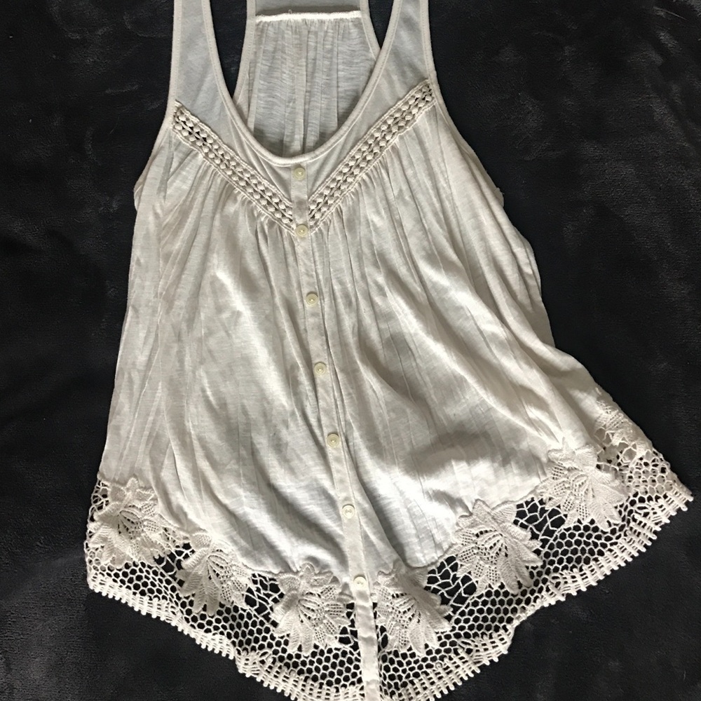 American Eagle white floral tank